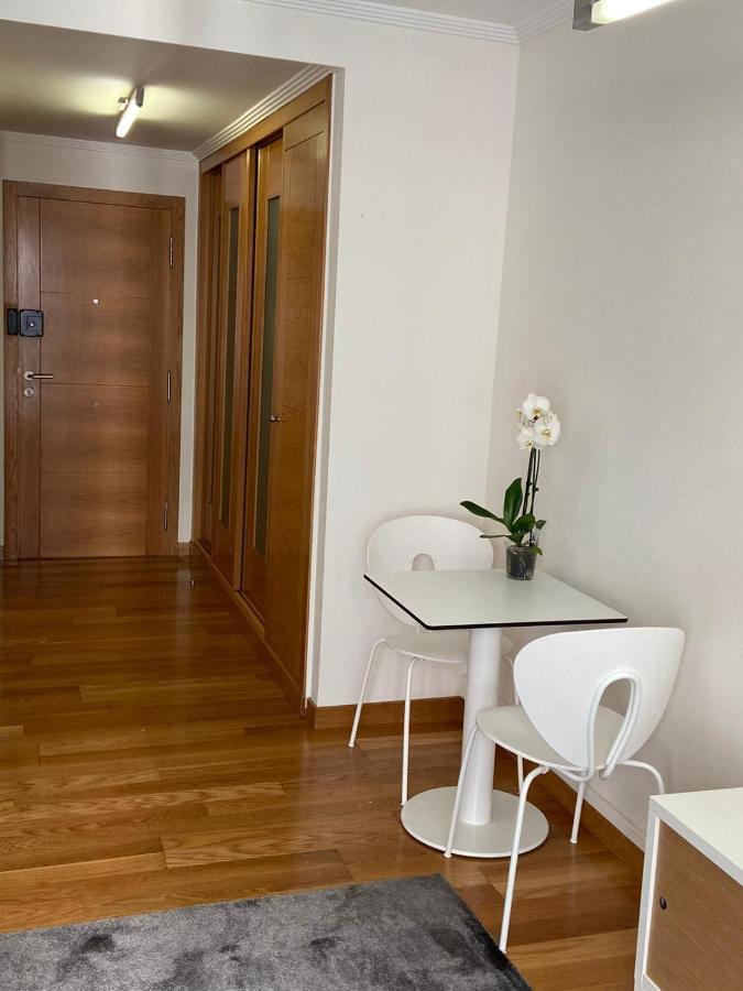 Estudio Parking Centro Puerta Del Sol Vigo Luaran gambar