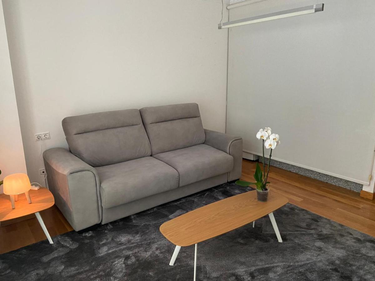 Estudio Parking Centro Puerta Del Sol Vigo Luaran gambar