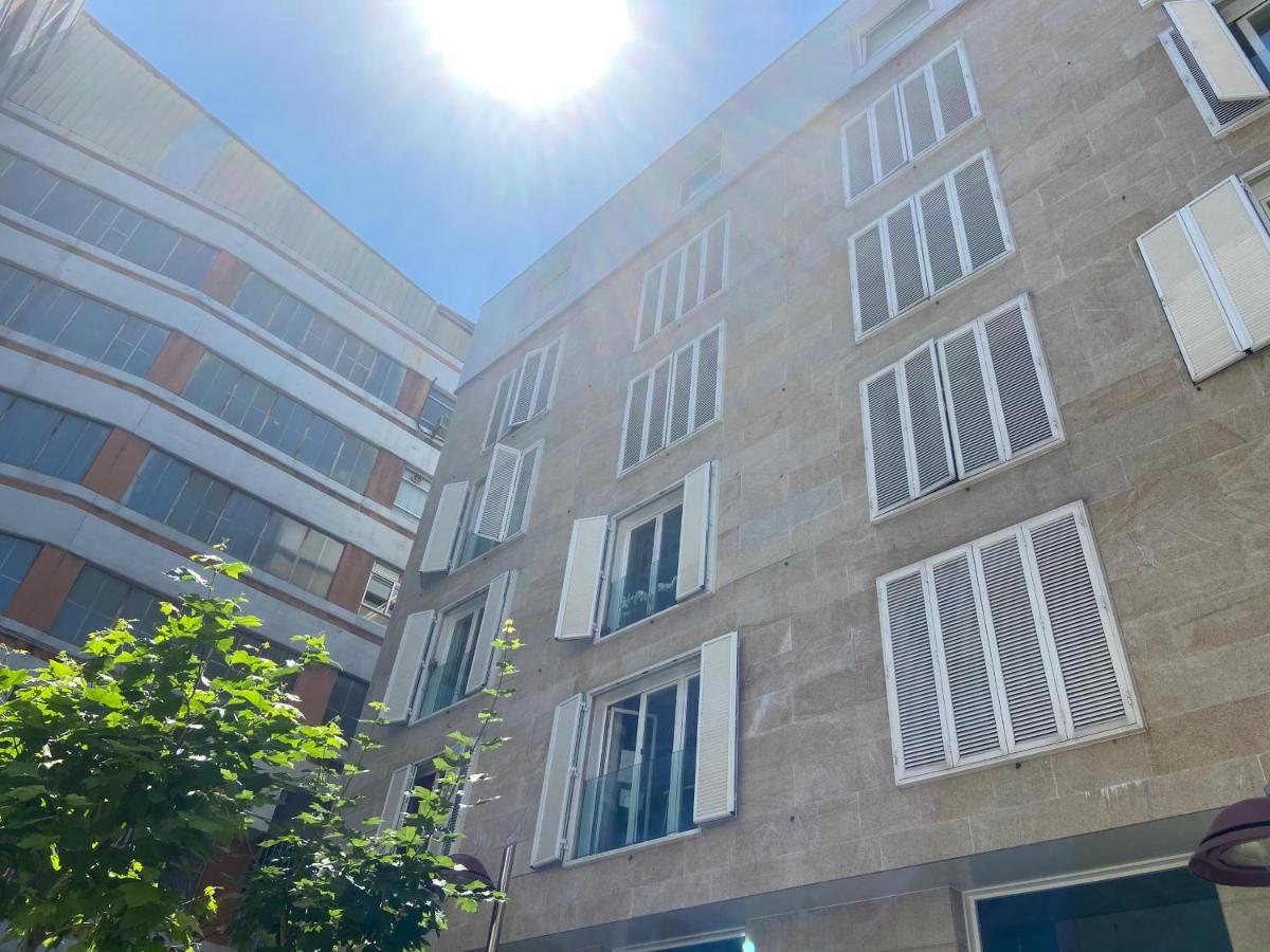 Estudio Parking Centro Puerta Del Sol Vigo Luaran gambar