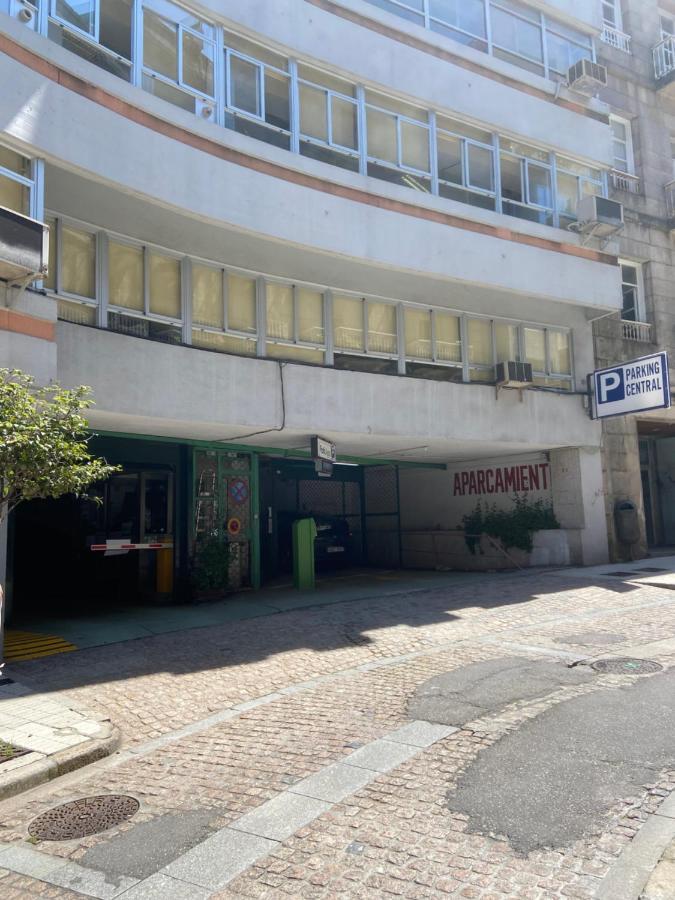 Estudio Parking Centro Puerta Del Sol Vigo Luaran gambar